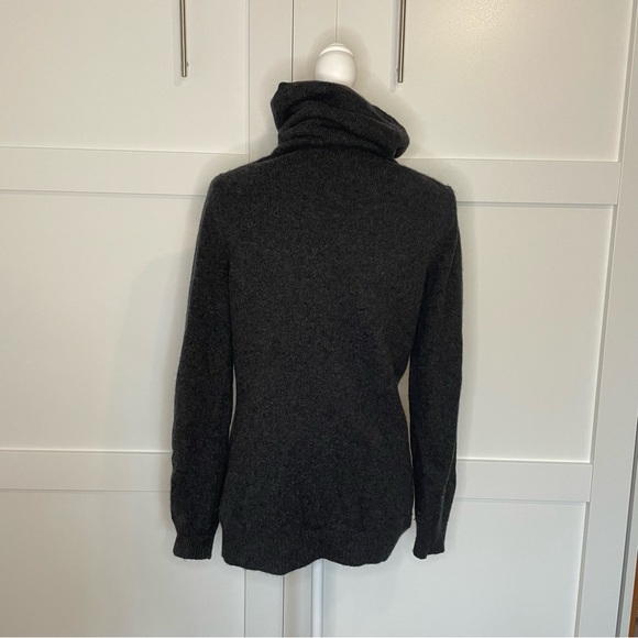 POLO Ralph Lauren Cashmere Turtleneck Sweater - Picture 2 of 5